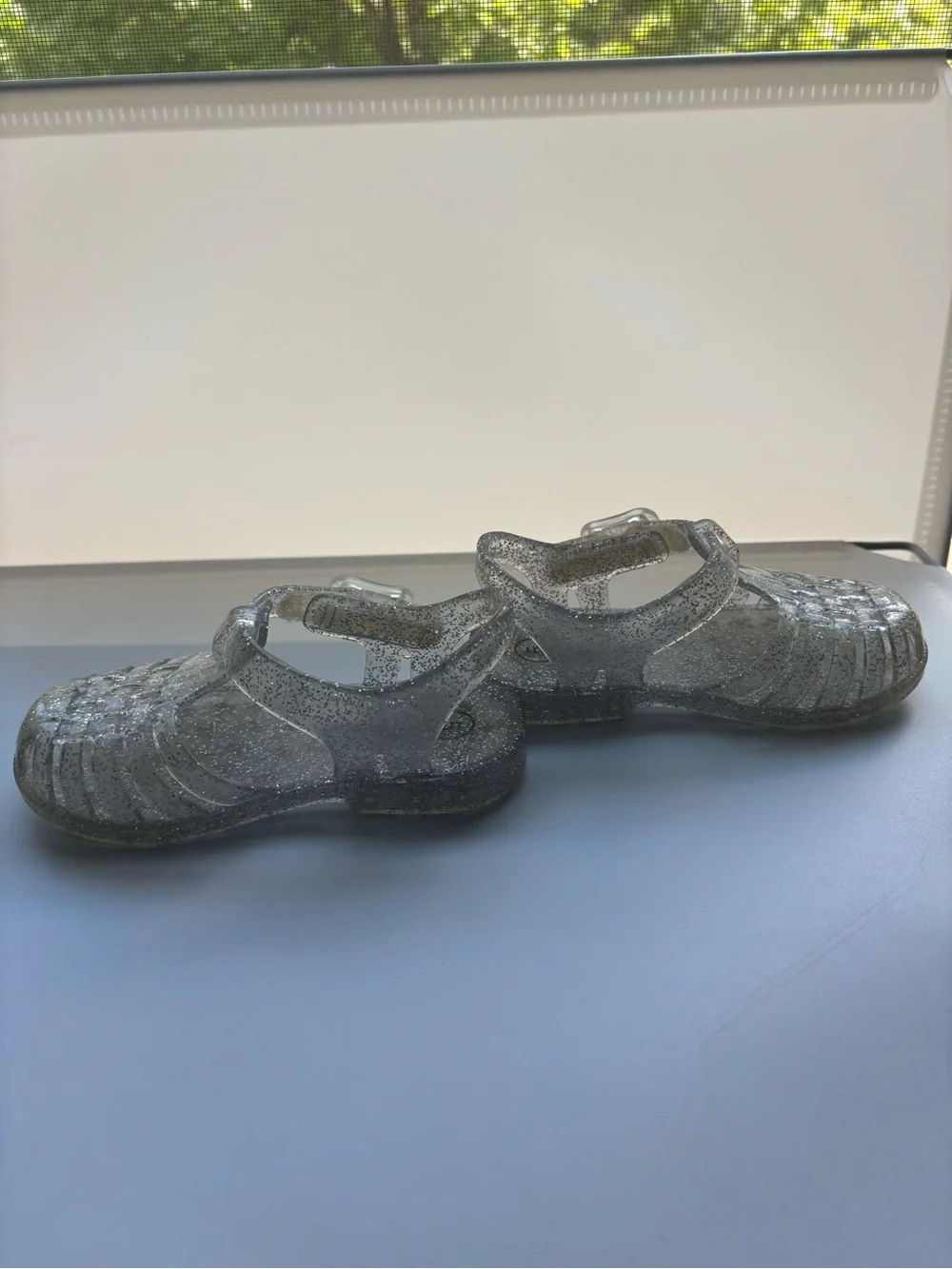 Kids Clear Glitter Jelly Sandals - Silver Sparkle